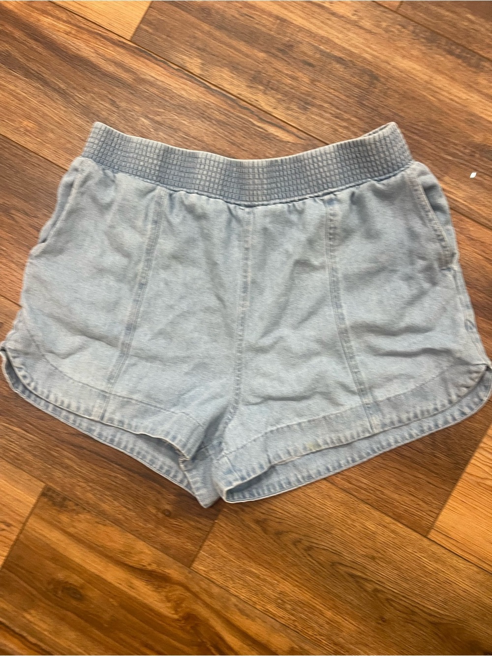 Light Blue Women's Elastic Waist Denim Shorts